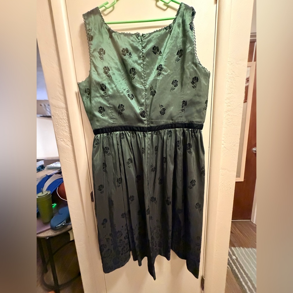 EUC Bella New Moon Twilight NECA Dress 4XL - Picture 2 of 3